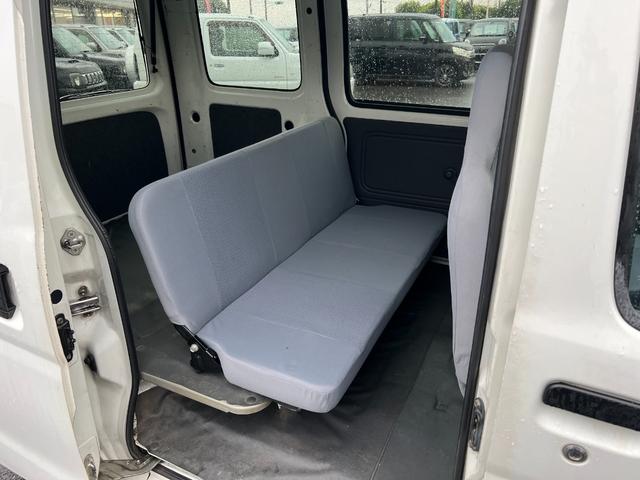 ハイゼットカーゴ ＤＸ　ハイルーフ　車検２年付　キーレス　パワーウィンドウ　ＣＤ　ＡＵＸ接続　ＥＴＣ　ドライブレコーダー　アルミホイール　ＭＡＸ積載量３５０キロ　ドアバイザー　ライトレベライザー　フルフラット（21枚目）