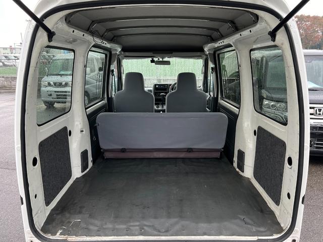 ハイゼットカーゴ ＤＸ　ハイルーフ　車検２年付　キーレス　パワーウィンドウ　ＣＤ　ＡＵＸ接続　ＥＴＣ　ドライブレコーダー　アルミホイール　ＭＡＸ積載量３５０キロ　ドアバイザー　ライトレベライザー　フルフラット（46枚目）