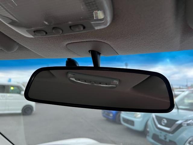 N-ONE プレミアム ツアラー・Lパッケージ 車検2年付 ターボ 4WD ナビ テレビ DVD CD バックカメラ ETC HIDライト スマートキー オートエアコン オートクルーズコントロール パドルシフト 電動格納ドアミラー 横滑り防止装置(47枚目)