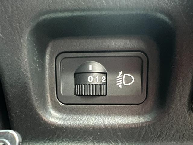 バモスホビオプロ ベースグレード 後期 4WD 車検2年付 修復歴無 ハイルーフ キーレス パワーウィンドウ ナビ テレビ DVD再生 CD ETC アルミホイール ドアバイザー ライトレベライザー フルフラット プライバシーガラス(39枚目)