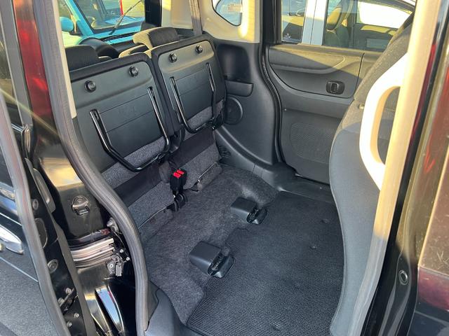 N-BOXカスタム G・Lパッケージ 修復歴無 車検2年付 ナビ(テレビ・CD)バックカメラ 両側電動スライド アルミホイール ドアバイザー フルフラット オートエアコン スマートキー 電動格納ドアミラー 盗難防止システム HIDライト(23枚目)