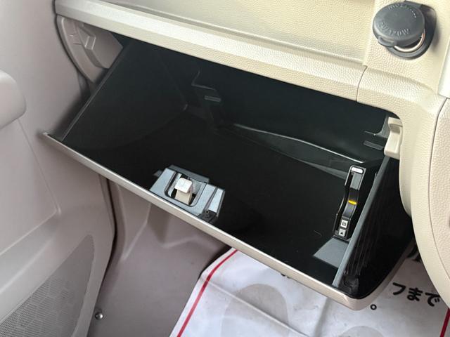 エブリイワゴン ＰＺターボスペシャル　ハイルーフ　４ＷＤ　修復歴無　車検２年付　両側パワースライドドア　オートステップ　ＨＩＤライト　ＥＴＣ　ＣＤ　ナビ　シートヒーター　キーレスキー　電動格納ドアミラー　ドアバイザー　アルミホイール（35枚目）