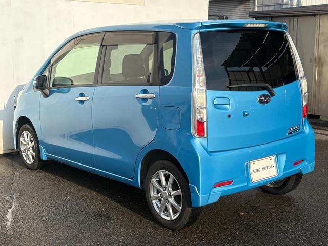 ステラ カスタムＲ　車検２年付　スマートキー　ナビ　バックカメラ　フルセグテレビ　ＤＶＤ再生　ＣＤ　ＥＴＣ　電動格納ドアミラー　ＨＩＤライト　ドアバイザー　ＡＢＳ　アルミホイール　フルフラット　フォグライト（16枚目）