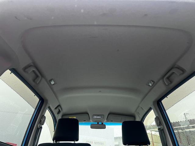 ステラ カスタムＲ　車検２年付　スマートキー　ナビ　バックカメラ　フルセグテレビ　ＤＶＤ再生　ＣＤ　ＥＴＣ　電動格納ドアミラー　ＨＩＤライト　ドアバイザー　ＡＢＳ　アルミホイール　フルフラット　フォグライト（45枚目）