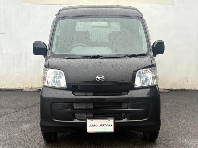 ハイゼットカーゴ クルーズ 4WD ハイルーフ 修復歴無 車検2年付 CD ドラレコ キーレス パワーウィンドウ 電動格納ドアミラー オーバーヘッドコンソール フルフラット ドアバイザー プライバシーガラス ABS(3枚目)