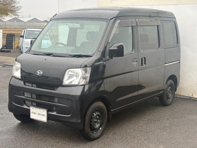 ハイゼットカーゴ クルーズ 4WD ハイルーフ 修復歴無 車検2年付 CD ドラレコ キーレス パワーウィンドウ 電動格納ドアミラー オーバーヘッドコンソール フルフラット ドアバイザー プライバシーガラス ABS(7枚目)