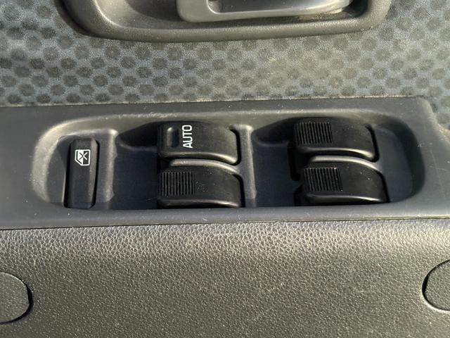 ハイゼットカーゴ クルーズ 4WD ハイルーフ 修復歴無 車検2年付 CD ドラレコ キーレス パワーウィンドウ 電動格納ドアミラー オーバーヘッドコンソール フルフラット ドアバイザー プライバシーガラス ABS(39枚目)