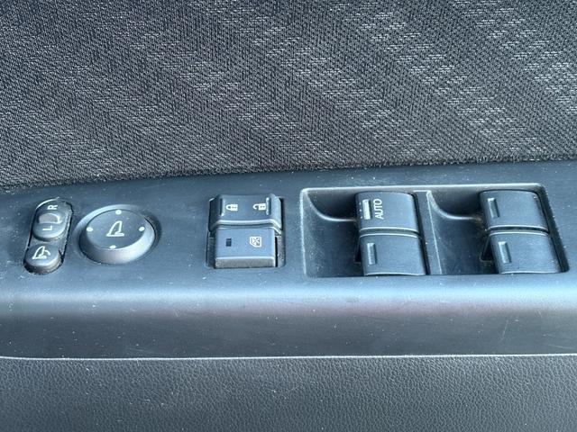 Ｎ－ＢＯＸカスタム Ｇ　ＳＳパッケージ　４ＷＤ　修復歴無　車検２年付　ブレーキサポート　ナビ（テレビ・Ｂｌｕｅｔｏｏｔｈ接続・ＤＶＤ再生・ＣＤ）バックカメラ　両側電動スライドドア　シートヒーター　ドアバイザー　オートエアコン　アルミホイール（47枚目）