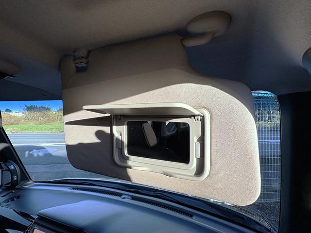 Ｎ－ＢＯＸカスタム Ｇ　ＳＳパッケージ　４ＷＤ　修復歴無　車検２年付　ブレーキサポート　ナビ（テレビ・Ｂｌｕｅｔｏｏｔｈ接続・ＤＶＤ再生・ＣＤ）バックカメラ　両側電動スライドドア　シートヒーター　ドアバイザー　オートエアコン　アルミホイール（48枚目）