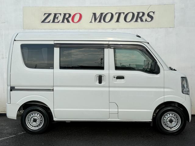 エブリイ ＰＣ　修復歴無　５ＡＧＳ車　ドライブレコーダー　２ｎｄ発進機能　オーバーヘッドコンソール　フルフラット　キーレスキー　盗難防止システム　ドアバイザー　積載量３５０キロ　ライトレベライザー　プライバシーガラス（9枚目）