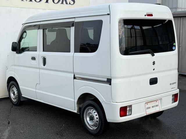 エブリイ ＰＣ　修復歴無　５ＡＧＳ車　ドライブレコーダー　２ｎｄ発進機能　オーバーヘッドコンソール　フルフラット　キーレスキー　盗難防止システム　ドアバイザー　積載量３５０キロ　ライトレベライザー　プライバシーガラス（15枚目）