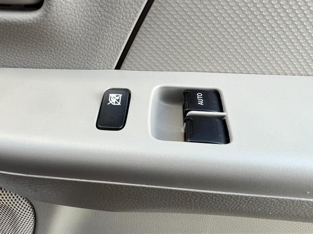 エブリイ ＰＣ　修復歴無　５ＡＧＳ車　ドライブレコーダー　２ｎｄ発進機能　オーバーヘッドコンソール　フルフラット　キーレスキー　盗難防止システム　ドアバイザー　積載量３５０キロ　ライトレベライザー　プライバシーガラス（35枚目）