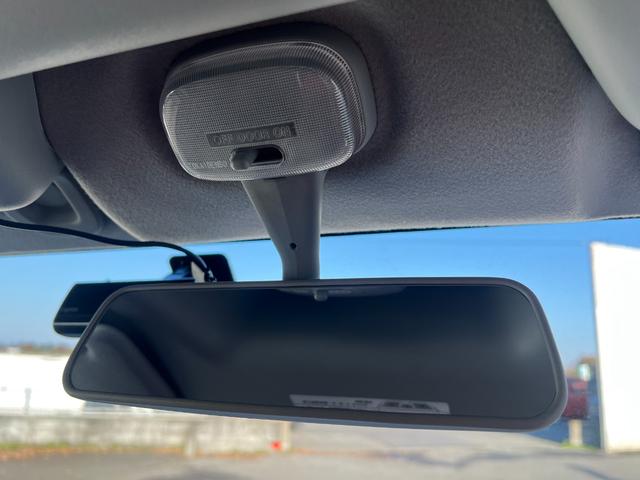 エブリイ ＰＣ　修復歴無　５ＡＧＳ車　ドライブレコーダー　２ｎｄ発進機能　オーバーヘッドコンソール　フルフラット　キーレスキー　盗難防止システム　ドアバイザー　積載量３５０キロ　ライトレベライザー　プライバシーガラス（39枚目）