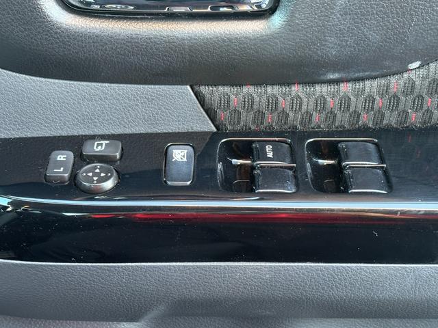 スペーシアカスタム ＸＳ　後期　４ＷＤ　車検２年付　ブレーキサポート　両側電動スライド　レーンキープアシスト　ＨＩＤライト　シートヒーター　アルミホイール　電動格納ドアミラー　盗難防止システム　スマートキー　プライバシーガラス（46枚目）