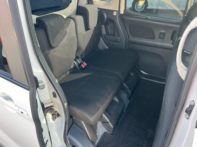 デイズルークス ハイウェイスター　ターボ　修復歴無　車検２年付　ナビ（フルセグテレビ・Ｂｌｕｅｔｏｏｔｈ接続・ＤＶＤ再生・ＣＤ）ＥＴＣ　アラウンドビューモニター　両側電動スライドドア　ローダウン　アルミホイール　ドアバイザー　オートエアコン（21枚目）