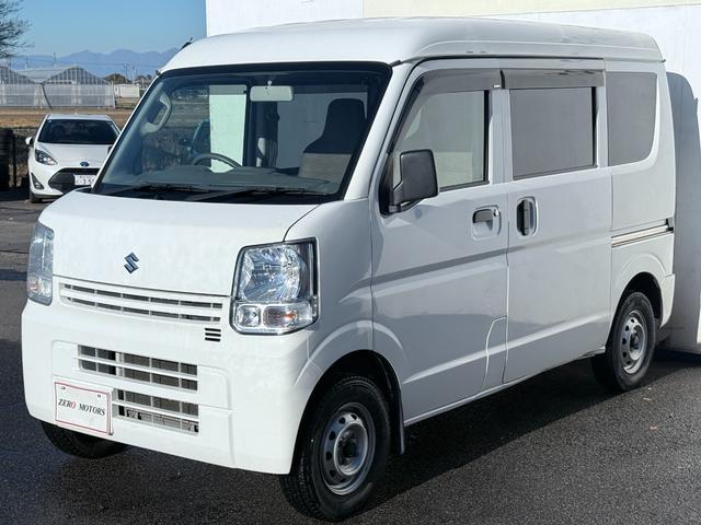 エブリイ ＰＡ　４ＷＤ　５ＡＧＳ車　ハイルーフ　車検２年付　ラジオ　フルフラット　ドアバイザー　積載量３５０キロ　プライバシーガラス　ライトレベライザー　タイミングチェーン式　エアコン　パワステ　ＡＢＳ（7枚目）