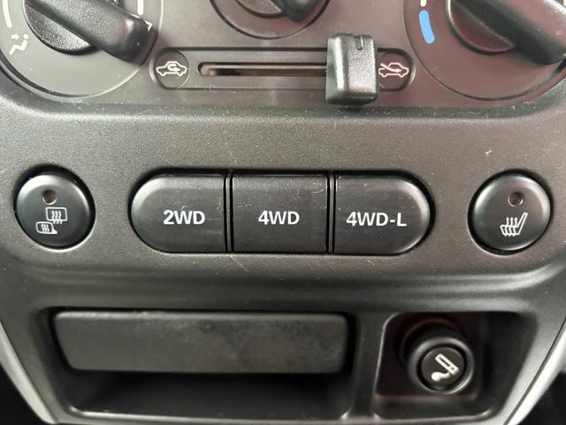 ジムニー ワイルドウインド　６型　ターボ　４ＷＤ　ＣＤ　ＭＤ　ＥＴＣ　アルミホイール　シートヒーター　フルフラット　ドアバイザー　キーレスキー　ライトレベライザー　フォグライト　エアコン　パワステ（33枚目）