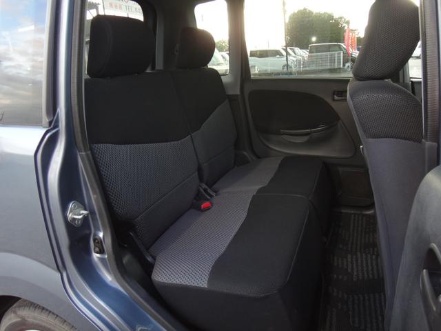 ムーヴ カスタム　Ｌ　修復歴無　車検２年付　ＣＤ　ラジオ　ドアバイザー　ＡＢＳ　フルフラット　ベンチシート　フォグライト　アルミホイール　プライバシーガラス（9枚目）