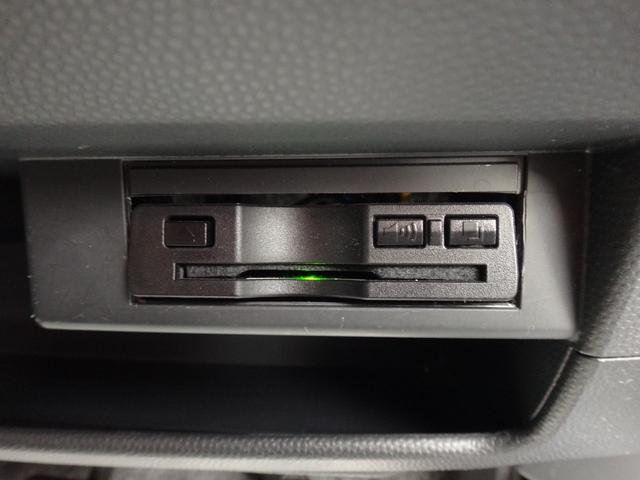 アルトラパン １０ｔｈアニバーサリーリミテッド　修復歴無　車検２年付　ＥＴＣ　シートヒーター　スマートキー　ラジオ　ＨＩＤライト　フルフラット　ドアバイザー　電動格納ミラー　ベンチシート　盗難防止システム　アルミホイール　オートライト（7枚目）