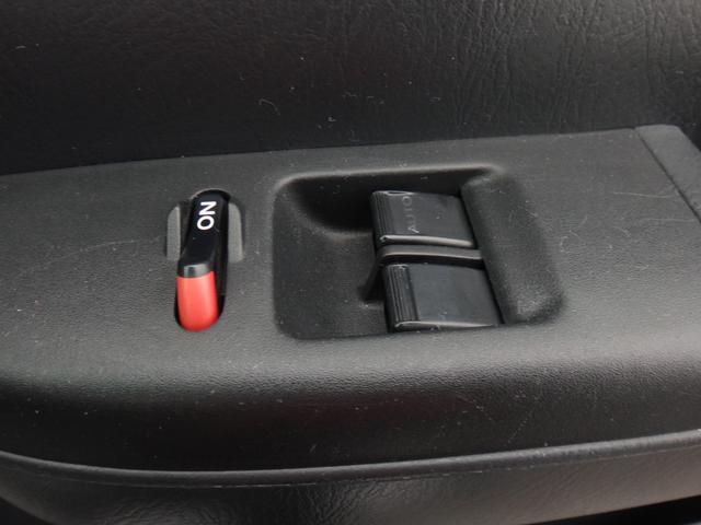 バモスホビオ ターボ 修復歴無 車検2年付 ラジオ キーレス ドアバイザー フルフラット ライトレベライザー ABS プライバシーガラス(46枚目)