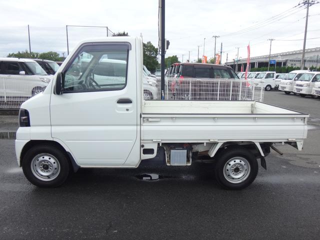 ミニキャブトラック ＶＸ－ＳＥ　４ＷＤ　５ＭＴ　車検２年付　３方開　エアコン　パワステ　ラジオ　ドアバイザー　ライトレベライザー（17枚目）