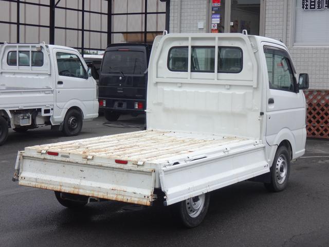 キャリイトラック KCエアコン・パワステ 4WD 3AT 修復歴無 3方開 車検2年付 エアコン パワステ ラジオ ドアバイザー ライトレベライザー タイミングチェーン式 フロアマット エアバッグ(33枚目)