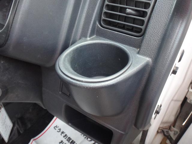 キャリイトラック KCエアコン・パワステ 4WD 3AT 修復歴無 3方開 車検2年付 エアコン パワステ ラジオ ドアバイザー ライトレベライザー タイミングチェーン式 フロアマット エアバッグ(44枚目)
