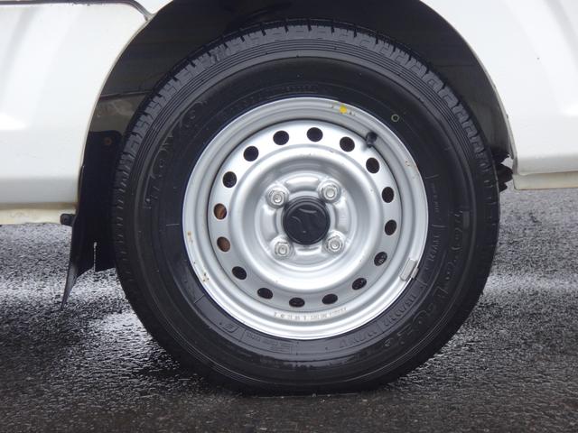 キャリイトラック KCエアコン・パワステ 4WD 3AT 修復歴無 3方開 車検2年付 エアコン パワステ ラジオ ドアバイザー ライトレベライザー タイミングチェーン式 フロアマット エアバッグ(47枚目)