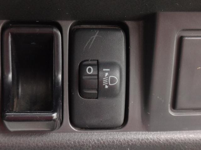 ハイゼットトラック エアコン・パワステ　スペシャル　４ＷＤ　５ＭＴ　車検２年付　エアコン　パワステ　ドアバイザ－　ラジオ　ライトレベライザー　タイミングチェーン式　フロアマット（45枚目）