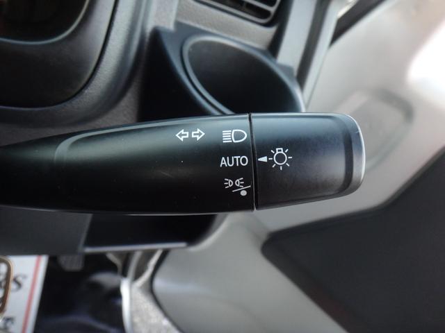 キャリイトラック ＫＣエアコン・パワステ　４ＷＤ　５ＭＴ　エアコン　パワステ　３方開　横滑り防止装置　ドアバイザー　オートライト　ＡＢＳ　タイミングチェーン式　エアバッグ（44枚目）