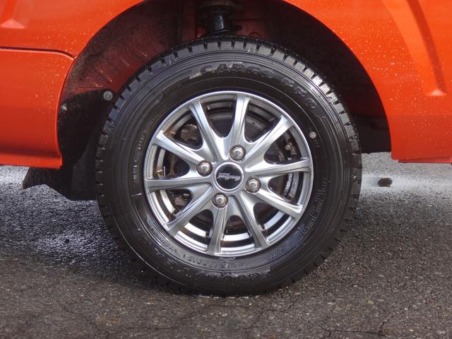 ハイゼットトラック ハイルーフ 4AT 3方開 エアコン パワステ CD キーレス AUX接続 フォグライト ETC パワーウインドウ アクセル踏み間違い防止装置 アルミホイール ラジオ(29枚目)