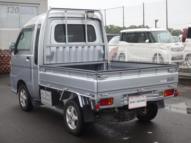 ハイゼットトラック ジャンボ　４ＷＤ　５ＭＴ　３方開　車検２年付　エアコン　パワステ　ナビ　ＴＶ　ＣＤ　ＤＶＤ再生　ＥＴＣ　キーレス　ドアバイザー　パワーウィンドウ　ライトレベライザー　アルミホイール　エアバック（23枚目）