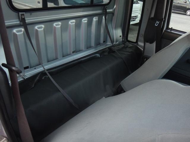 ハイゼットトラック ジャンボ　４ＷＤ　５ＭＴ　３方開　車検２年付　エアコン　パワステ　ナビ　ＴＶ　ＣＤ　ＤＶＤ再生　ＥＴＣ　キーレス　ドアバイザー　パワーウィンドウ　ライトレベライザー　アルミホイール　エアバック（48枚目）