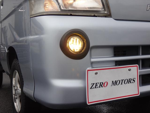 ハイゼットトラック ジャンボ　４ＷＤ　５ＭＴ　３方開　車検２年付　エアコン　パワステ　ナビ　ＴＶ　ＣＤ　ＤＶＤ再生　ＥＴＣ　キーレス　ドアバイザー　パワーウィンドウ　ライトレベライザー　アルミホイール　エアバック（54枚目）