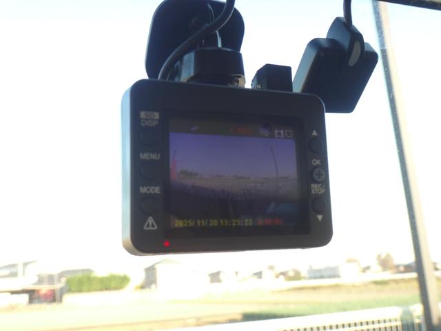 【購入後も便利】当店は購入後も整備工場・鈑金工場もご用意していますので、修理・整備・事故修理・保険修理・ワンポイント鈑金・鈑金塗装・オールペイント（全塗装）なども購入後も対応できます。