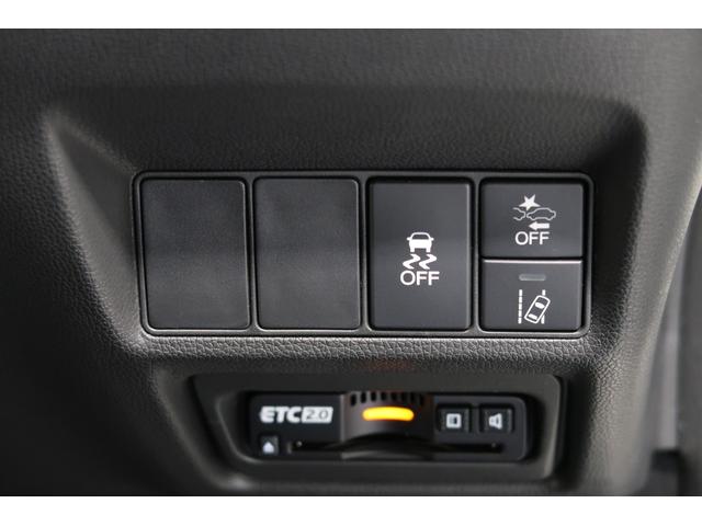 ステップワゴンスパーダ e:HEVスパーダGホンダセンシング 認定中古車 2年保証付 ワンオーナー ナビ Bカメラ ETC 運転支援 LEDライト セキュリティアラーム 横滑り防止装置 クルーズコントロール USB接続 フルセグ DVD再生可能 キーレス AAC(16枚目)
