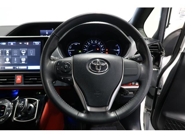 ヴォクシー ハイブリッドＺＳ　ナビ　Ｂカメラ　ドラレコ　ＥＴＣ　運転支援　プリクラッシュ　スマキー　オートエアコン　Ｗエアコン　アイドリングストップ　イモビ　ＬＥＤヘッドライ　ドライブレコーダ　ＶＳＣ　地デジ　エアバック　ＡＢＳ（13枚目）
