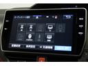 ヴォクシー ハイブリッドＺＳ　ナビ　Ｂカメラ　ドラレコ　ＥＴＣ　運転支援　プリクラッシュ　スマキー　オートエアコン　Ｗエアコン　アイドリングストップ　イモビ　ＬＥＤヘッドライ　ドライブレコーダ　ＶＳＣ　地デジ　エアバック　ＡＢＳ（8枚目）