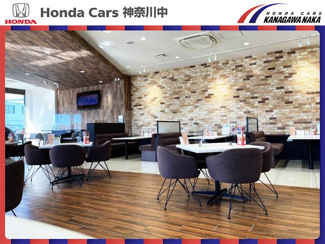 シャトル ハイブリッドＸ　ホンダセンシング　ＨＯＮＤＡ　ＳＥＮＳＩＮＧ　ＥＴＣ　純正スチールホイール　１５インチ　ＬＥＤヘッドライト　フォグランプ　ハイブリット　純正ナビ　ＶＸＭ－１８５ＶＦｉ　フルオートエアコン　バックカメラ　　スマートキー（35枚目）