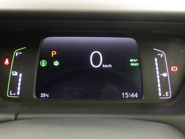 フィット e:HEVホーム 禁煙車 前後誤発進抑制機能 クリソナ 助手席エアバッグ 運転席エアバッグ 1オナ アイドリングストップ LEDライト USB接続 バックカメラ ABS サイドエアバッグ オートクルーズコントロール(6枚目)