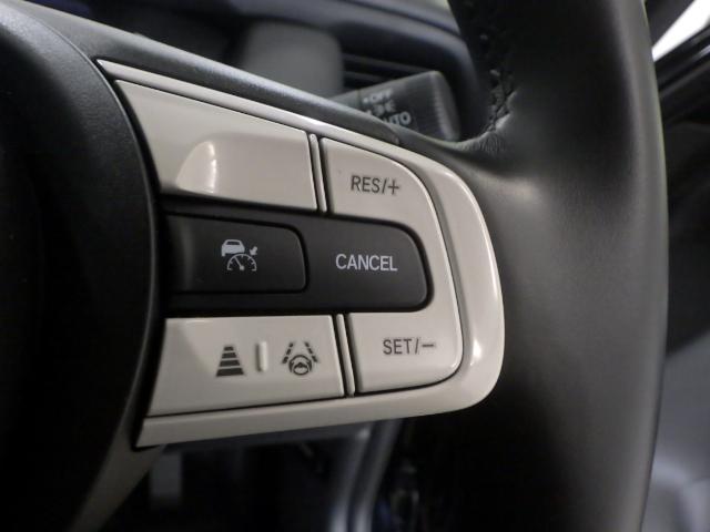フィット e:HEVホーム 禁煙車 前後誤発進抑制機能 クリソナ 助手席エアバッグ 運転席エアバッグ 1オナ アイドリングストップ LEDライト USB接続 バックカメラ ABS サイドエアバッグ オートクルーズコントロール(13枚目)