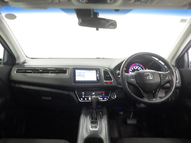 ヴェゼル Ｘ　禁煙車　追突軽減ブレーキ　地ＴＶ　リアカメラ　ＤＶＤ再生　スマ－トキ－　サイドエアバッグ　ナビ＆ＴＶ　ＥＴＣ車載器　パワーウィンドウ　盗難防止システム　横滑り防止　ＬＥＤヘッドランプ　クルコン　ＰＳ（12枚目）