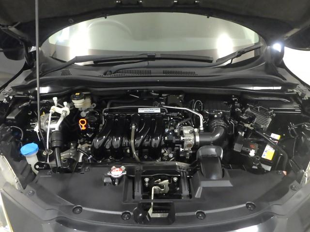 ヴェゼル Ｘ　禁煙車　追突軽減ブレーキ　地ＴＶ　リアカメラ　ＤＶＤ再生　スマ－トキ－　サイドエアバッグ　ナビ＆ＴＶ　ＥＴＣ車載器　パワーウィンドウ　盗難防止システム　横滑り防止　ＬＥＤヘッドランプ　クルコン　ＰＳ（26枚目）