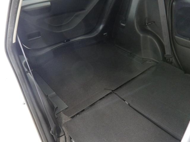 フィット Ｇスマートセレクション　禁煙車　エアバック　Ｗエアーバック　バックカメラ付　イモビライザー　ナビＴＶ　ＤＶＤ　パワーウィンドウ　１オーナー車　ワンセグ　ＡＢＳ　パワステ　ＥＴＣ　横滑り防止　エアコン　キーレス　ＨＤＤナビ（17枚目）