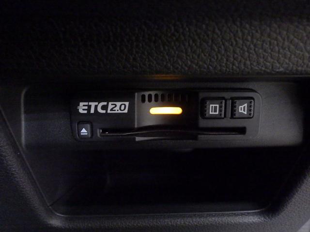 CR-Vハイブリッド EX・マスターピース 禁煙車 シートヒータ バックモニター ナビTV 本革シート 電動シート LEDライト フルセグTV 4WD DVD クルーズコントロール サイドエアバッグ ABS イモビ ETC車載器 USB(4枚目)