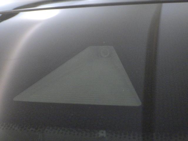 CR-Vハイブリッド EX・マスターピース 禁煙車 シートヒータ バックモニター ナビTV 本革シート 電動シート LEDライト フルセグTV 4WD DVD クルーズコントロール サイドエアバッグ ABS イモビ ETC車載器 USB(19枚目)