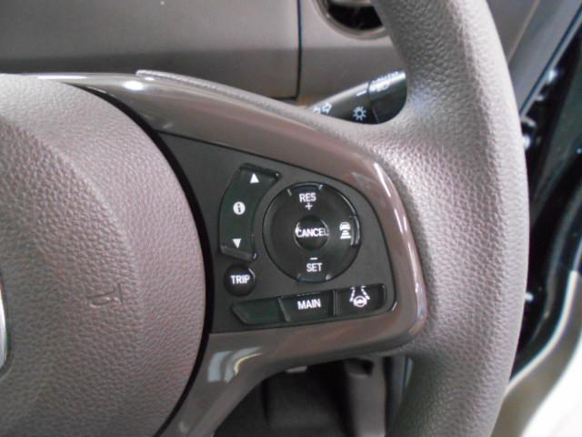 N-BOX G・EXホンダセンシング いまコレ+禁煙車 盗難防止システム 横滑防止 LEDヘッド 衝突軽減ブレーキ オートエアコン キーレス USB クルコン ABS 両側パワースライドドア シートヒーター ETC 4WD(5枚目)