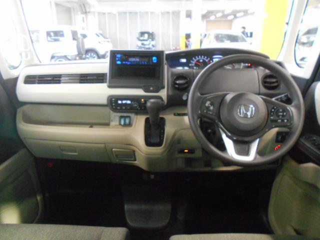 N-BOX G・EXホンダセンシング いまコレ+禁煙車 盗難防止システム 横滑防止 LEDヘッド 衝突軽減ブレーキ オートエアコン キーレス USB クルコン ABS 両側パワースライドドア シートヒーター ETC 4WD(9枚目)