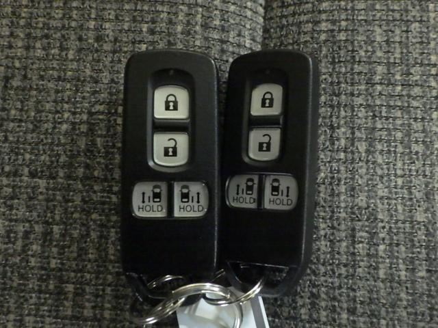 N-BOX L 禁煙車 衝突回避支援ブレーキ I-STOP クリソナ ドラレコ付 PW パワステ Sヒーター 1オ-ナ- スマ-トキ- Bカメ 地デジTV ナビ&TV サイドエアバック 横滑り防止 ETC車載器(30枚目)