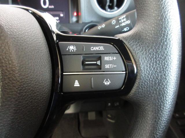 N-BOXカスタム ベースグレード 禁煙車 USB接続 CMBS Dレコ 1オーナー ベンチシート オートエアコン スマートキ LED 盗難防止装置 クルコン ETC バックカメラ フルセグTV パワーステアリング エアバッグ ESC(11枚目)